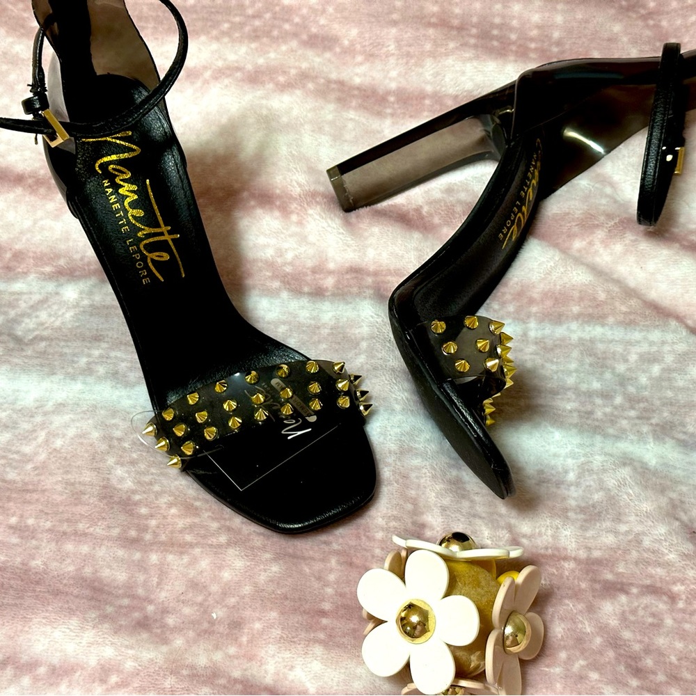 Pretty heels